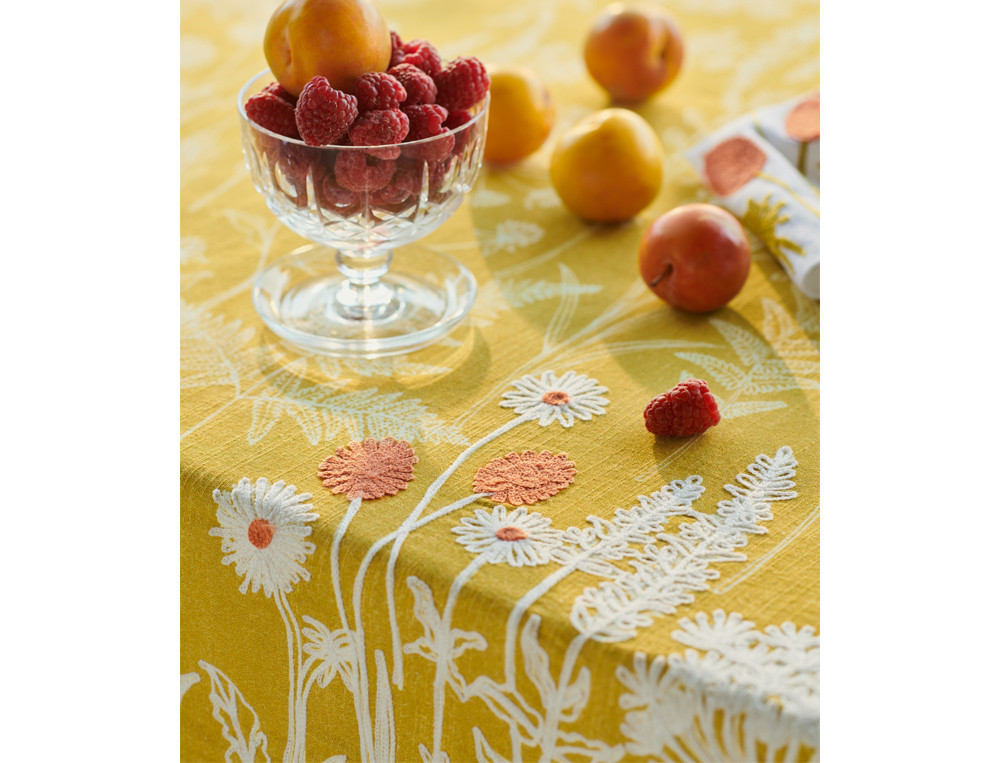 Nappe imprimée et brodée 100% coton Plein soleil