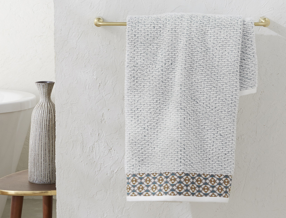 /fr/la-salle-de-bain/linge-de-toilette/linge-de-toilette-fantaisie/pack-linge-de-bain-a-yellowstonne/