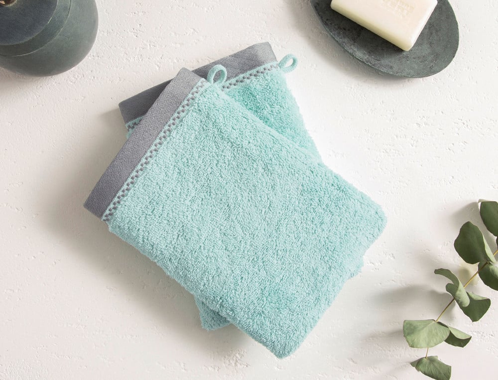/fr/la-salle-de-bain/linge-de-toilette/linge-de-toilette-fantaisie/pack-linge-de-bain-brode-dans-les-nuages/