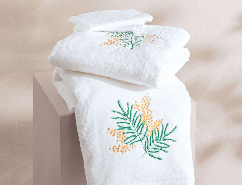 /fr/la-salle-de-bain/linge-de-toilette/linge-de-toilette-fantaisie/pack-linge-de-bain-brode-mandelieu/