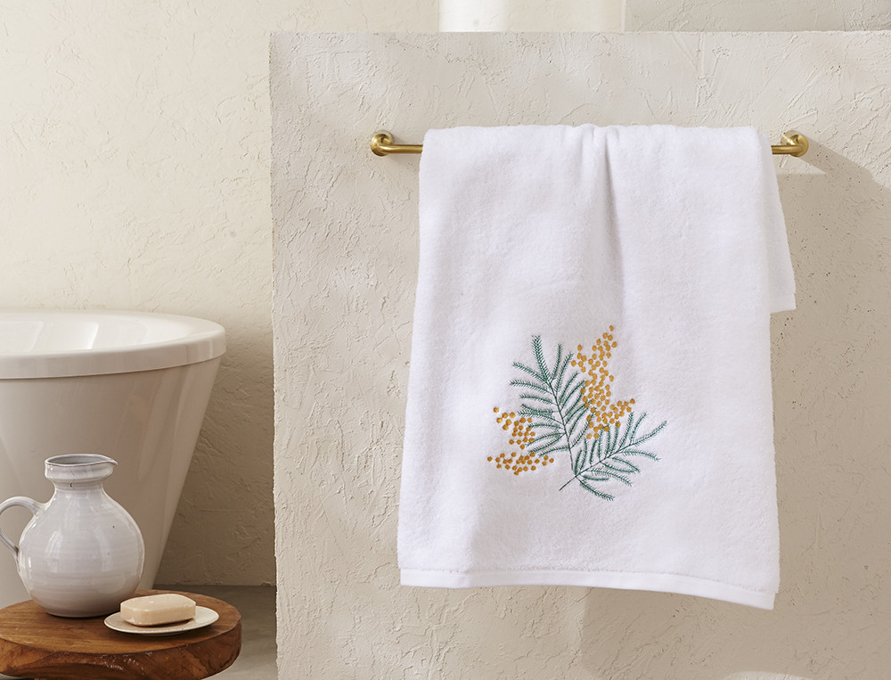/fr/la-salle-de-bain/linge-de-toilette/linge-de-toilette-fantaisie/pack-linge-de-bain-brode-mandelieu/