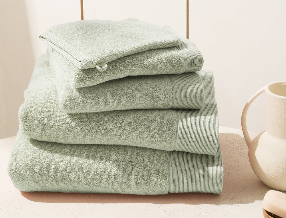 /fr/la-salle-de-bain/linge-de-toilette/linge-de-toilette-uni/pack-linge-de-bain-caresse/