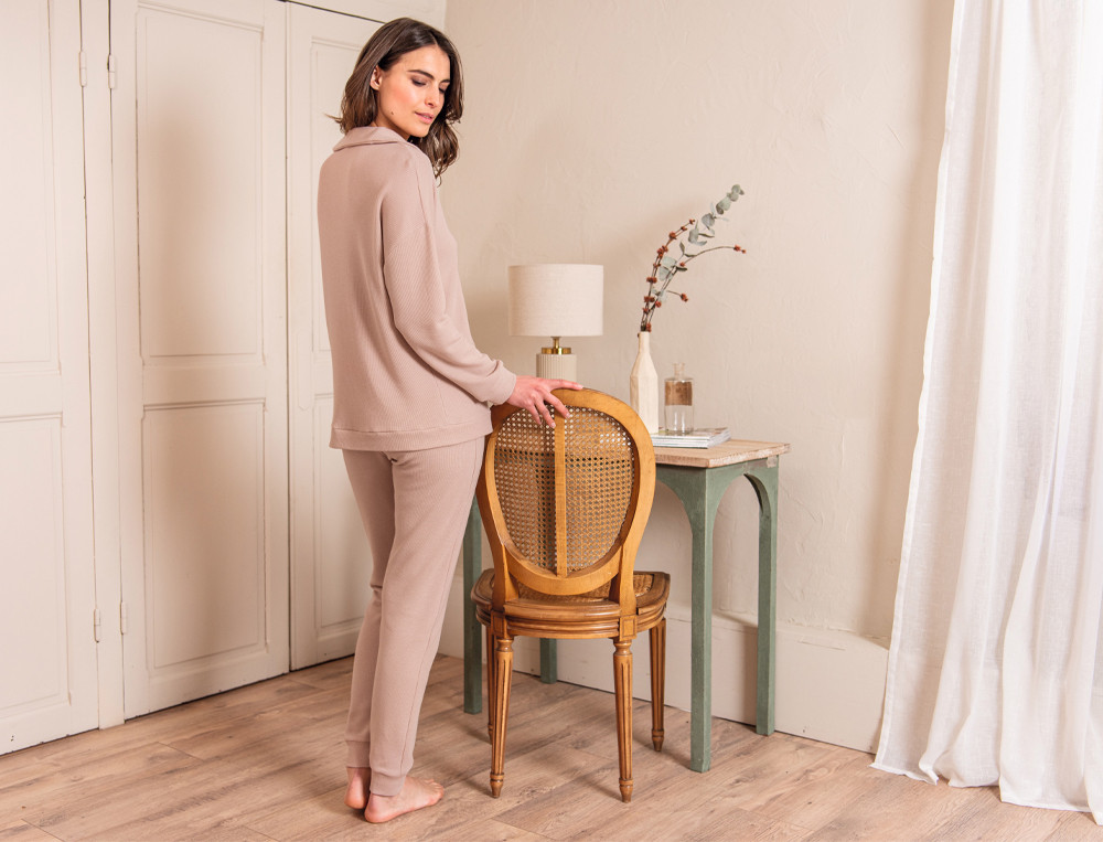 /fr/les-vetements-d-interieur/femme/vetements-d-interieur-femme/pantalon-jogger-femme-guimauve/