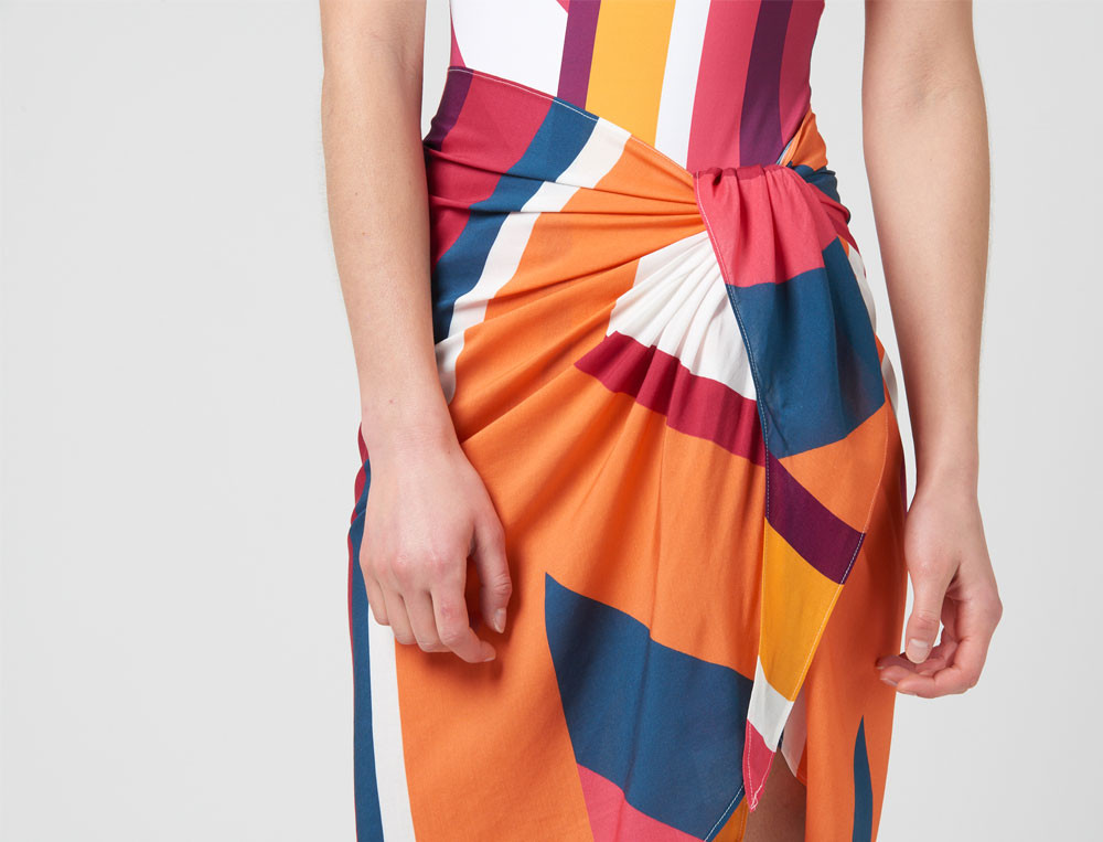 /fr/les-vetements-d-interieur/femme/robe-de-plage/pareo-jour-de-plage/