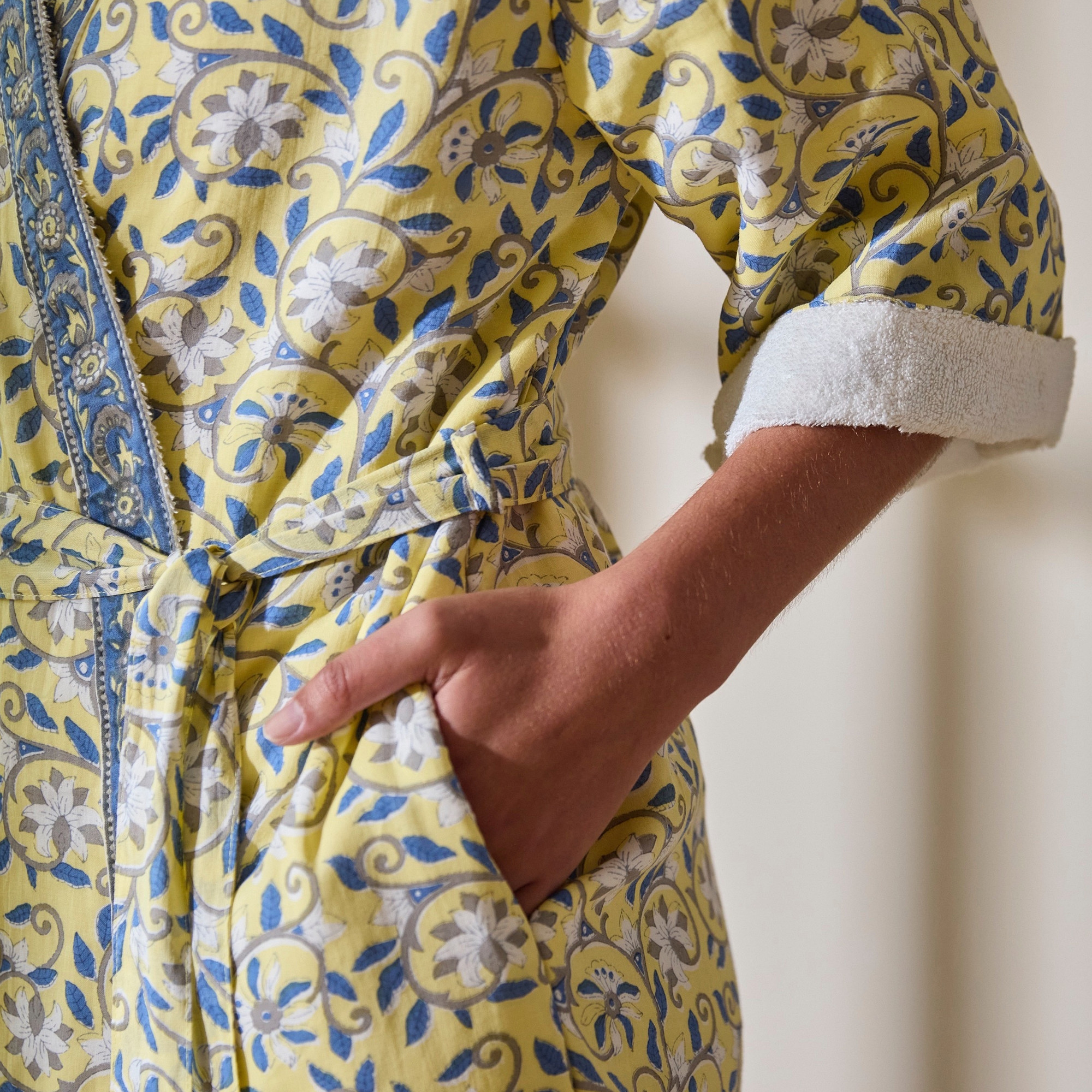 /fr/les-vetements-d-interieur/femme/robe-de-chambre-et-kimono/peignoir-femme-sintra/