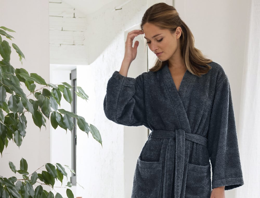 /fr/la-salle-de-bain/peignoirs-de-bain/peignoir-de-bain-femme/peignoir-mixte-matinale/