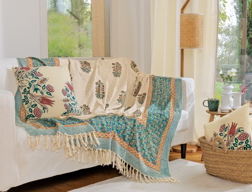 /fr/la-deco/plaids-et-courtepointes/plaid-jete-de-canape-bleu-poesie-provencale/