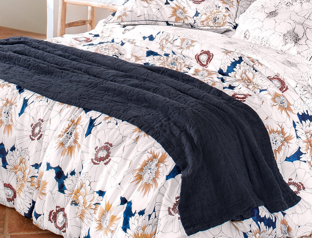 /fr/la-chambre/sur-le-lit/boutis/plaid-seville/