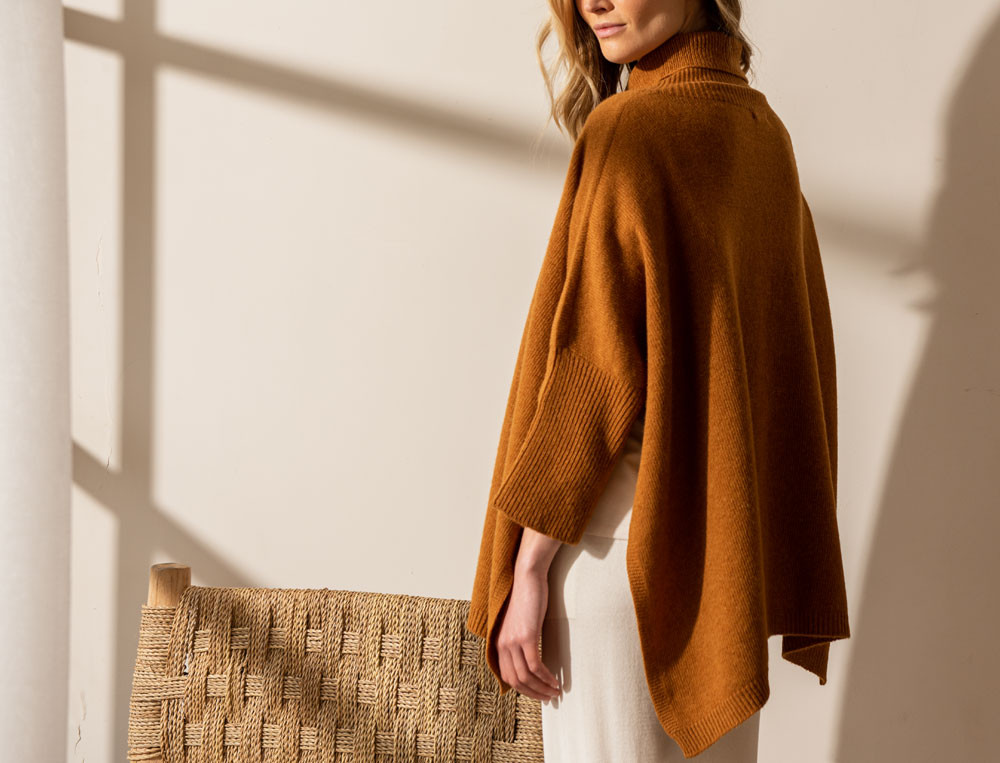 Poncho pull en maille col roulé Espace détente