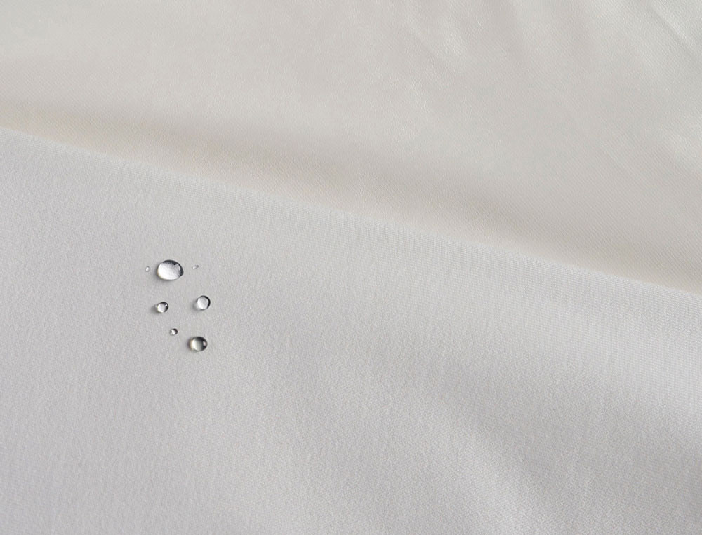 /fr/la-chambre/protections-et-cache-sommiers/protections-lits-impermeables/protege-matelas-jersey-extensible-polyurethane/
