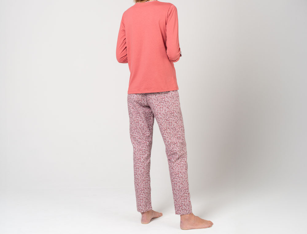 /fr/les-vetements-d-interieur/femme/pyjama-femme/pyjama-au-jardin-des-plantes/