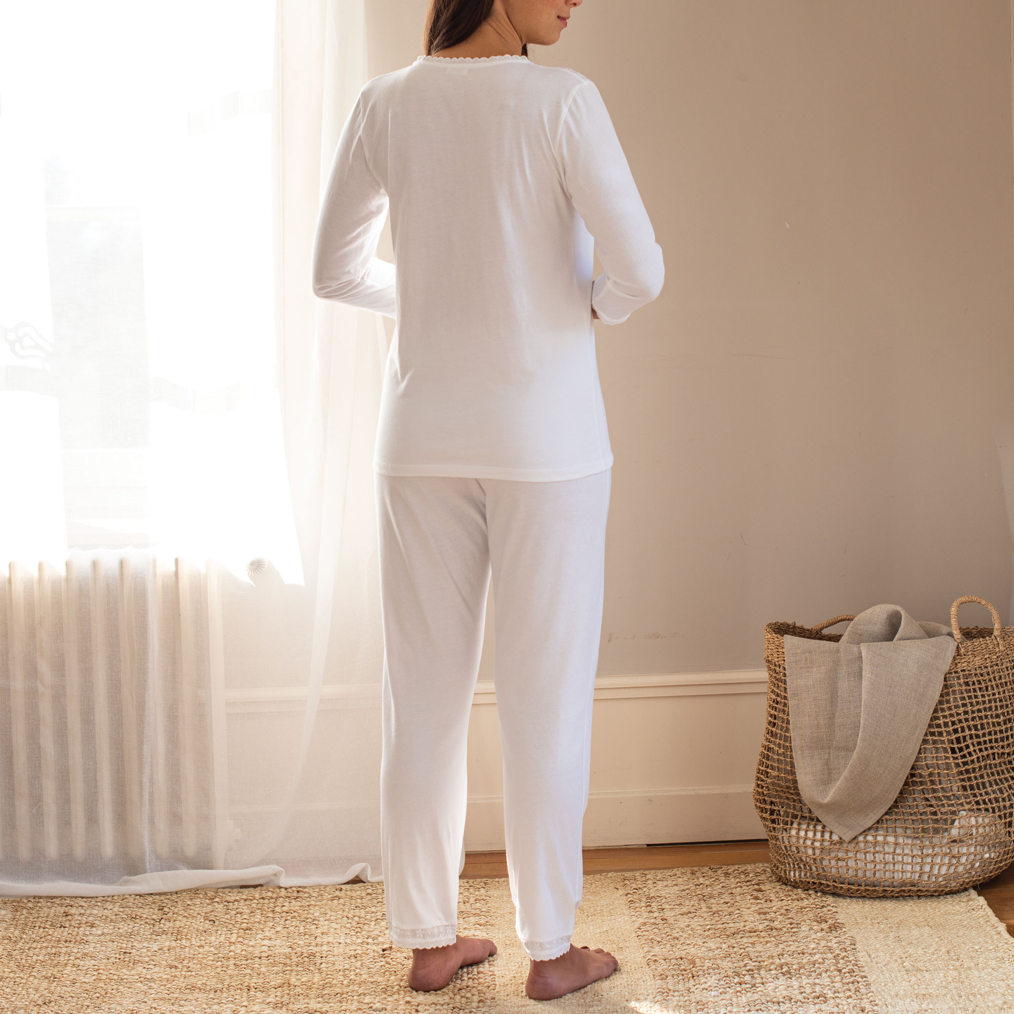 /fr/les-vetements-d-interieur/femme/pyjama-femme/pyjama-bulles-de-douceur/