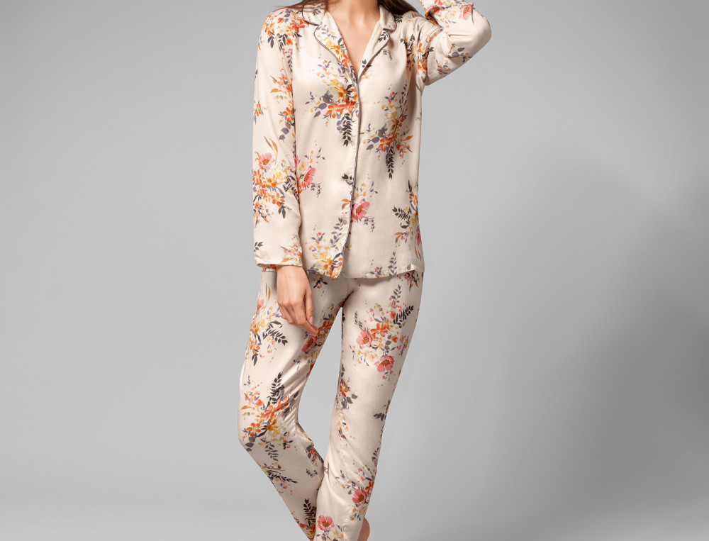 Pyjama femme satin imprimé Délicate