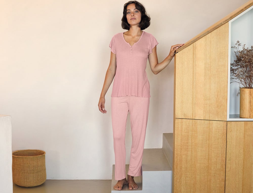 /fr/les-vetements-d-interieur/femme/pyjama-femme/pyjama-femme-douce-reverie/