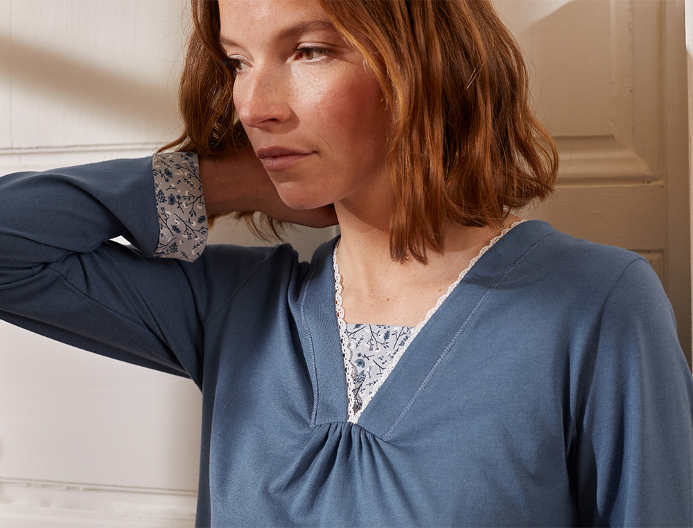 /fr/les-vetements-d-interieur/femme/pyjama-femme/pyjama-femme-souffle-d-encre/