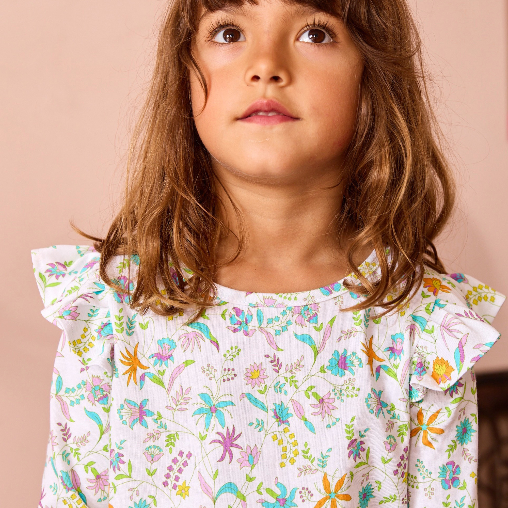 /fr/enfants/les-collabs/pyjama-fleurs-petit-pan/