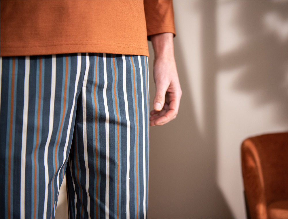 /fr/les-vetements-d-interieur/homme/pyjama-homme/pyjama-homme-bleu-cannelle/