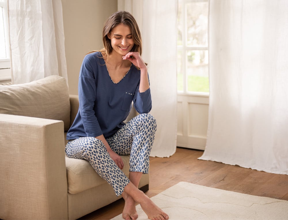 Pyjama imprimé fleuri et jersey uni bleu Poésie marine