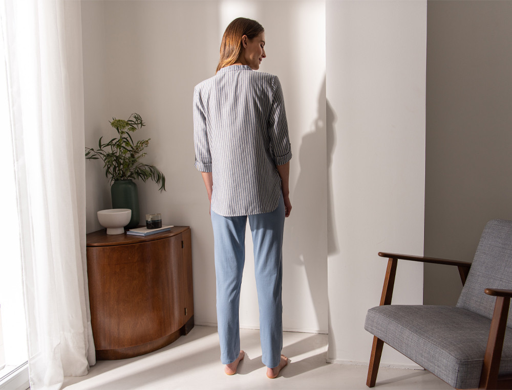 /fr/les-vetements-d-interieur/femme/pyjama-femme/pyjama-reflets-bleus/