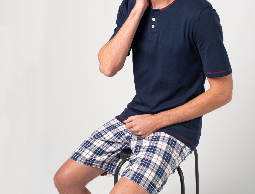 /fr/les-vetements-d-interieur/homme/pyjama-homme/pyjama-short-doubles-jeux/