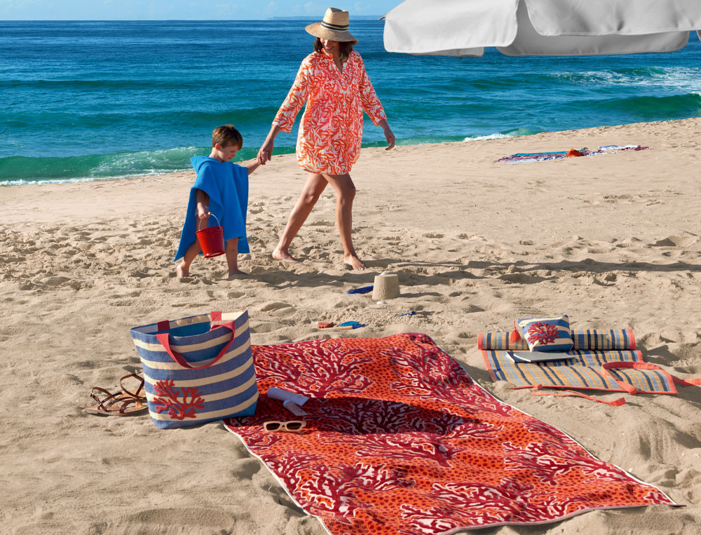 /fr/la-deco/plein-air/matelas-de-plage-et-rabanes/rabane-eclaircie/