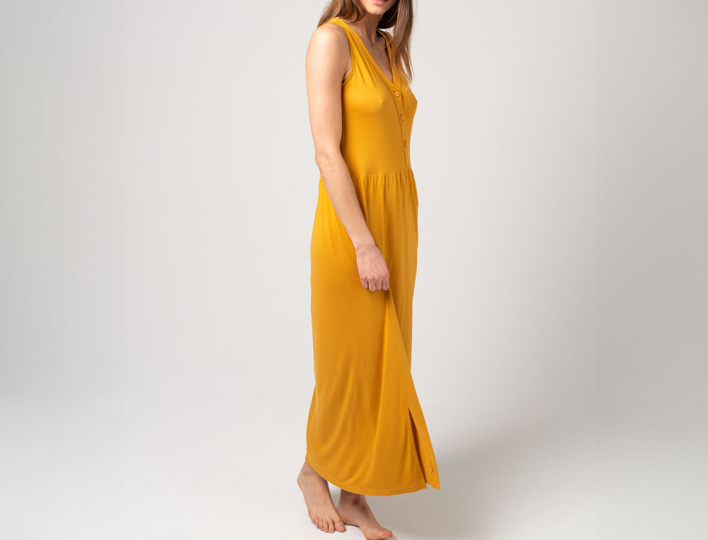 Robe longue jaune Tout en nuances