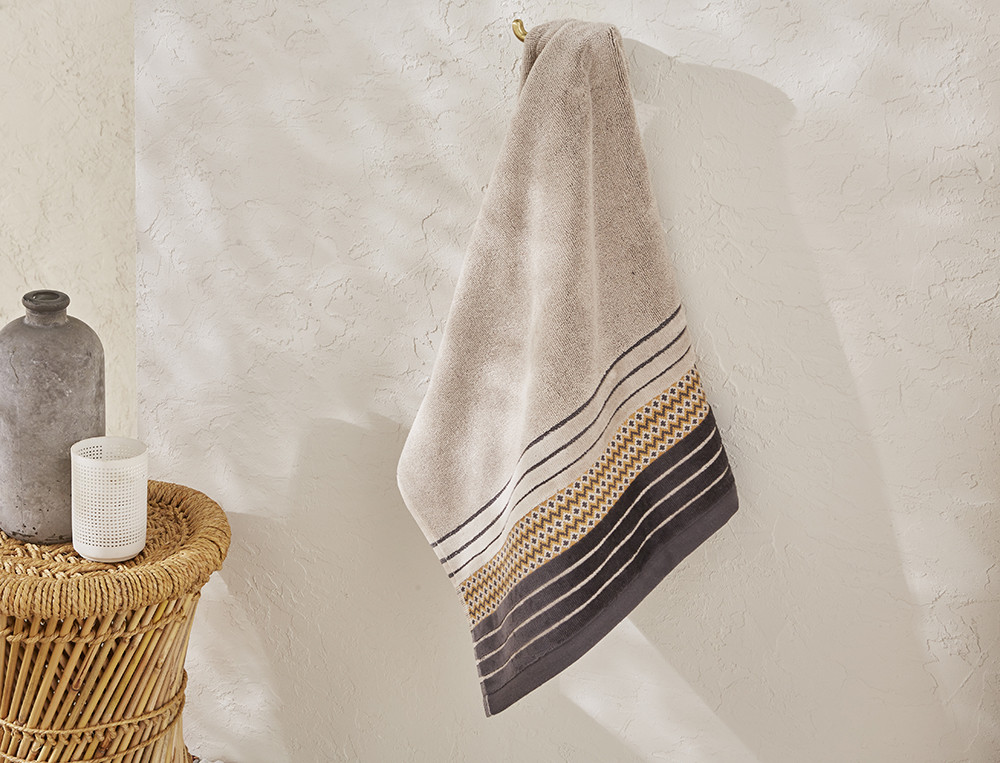 /fr/la-salle-de-bain/serviette-de-bain/serviette-de-bain-couleurs-boreales/