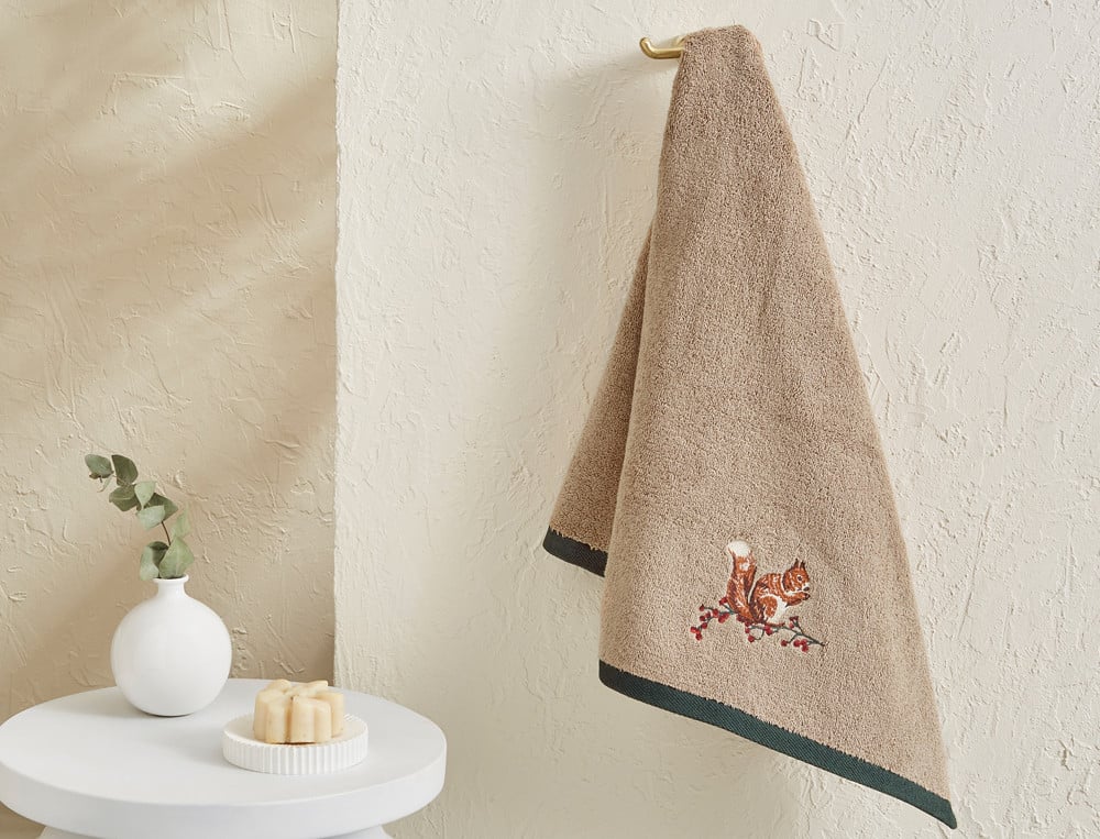 Linge de bain Forêt hivernale 3 broderies inspiration nature