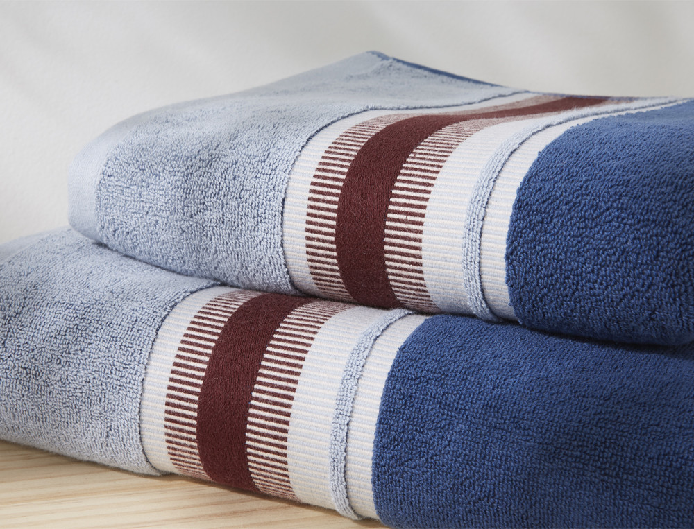 /fr/la-salle-de-bain/serviette-de-bain/serviette-de-bain-liteau-bleu-evasion/