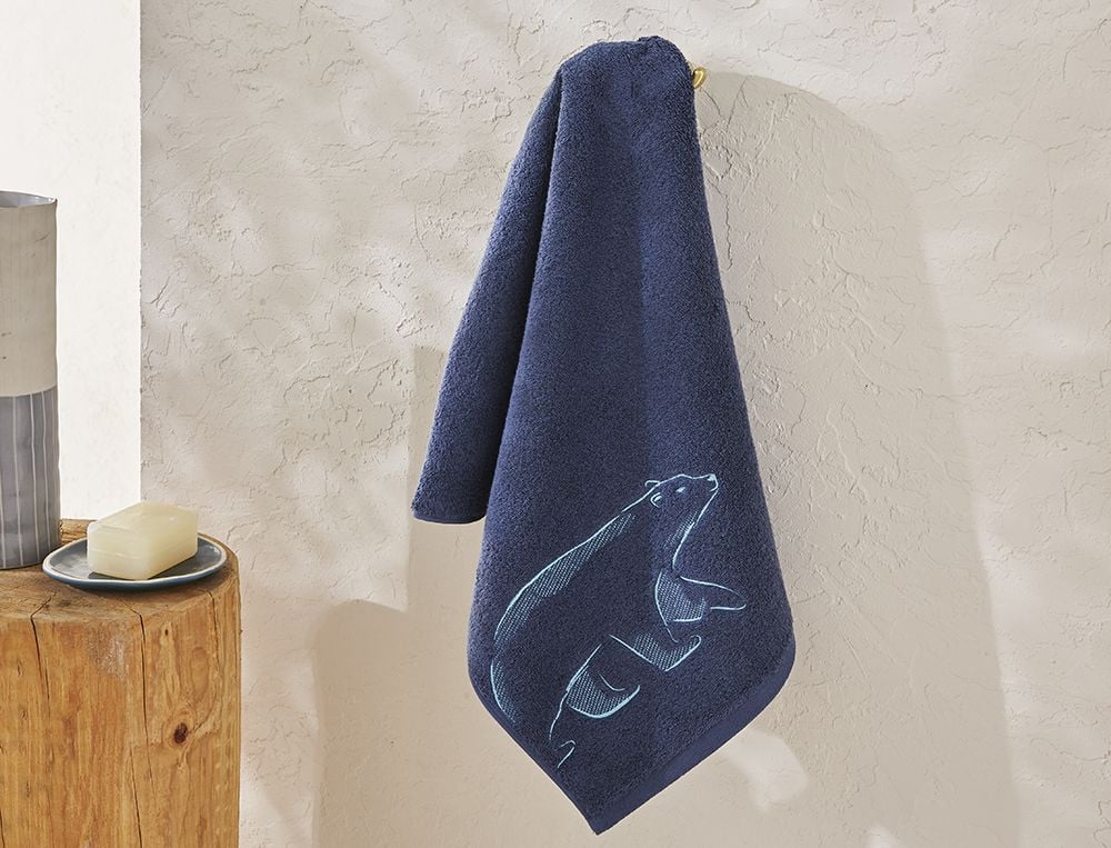 /fr/la-salle-de-bain/serviette-de-bain/serviette-de-bain-ours-sur-la-banquise/