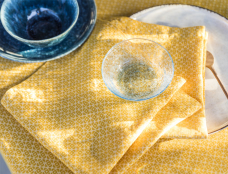 2 serviettes de table imprimées jaune Entre terre et mer