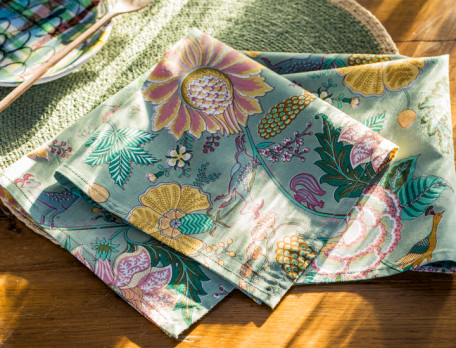 2 serviettes de table imprimé floral et fond vert Été indien
