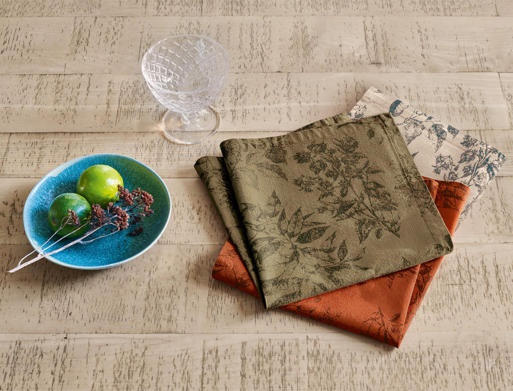 Serviettes de table 100% coton avec imprimé végétal anthracite, Quotidiennement chic