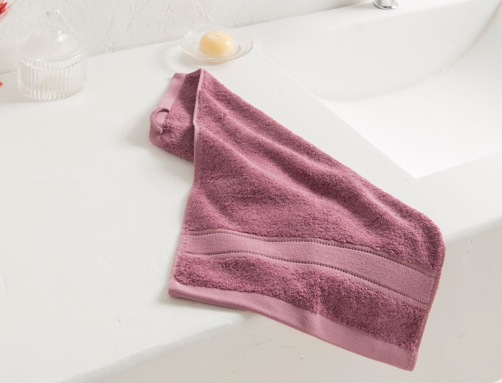 /fr/la-salle-de-bain/serviette-invites/serviette-invite-matinale/