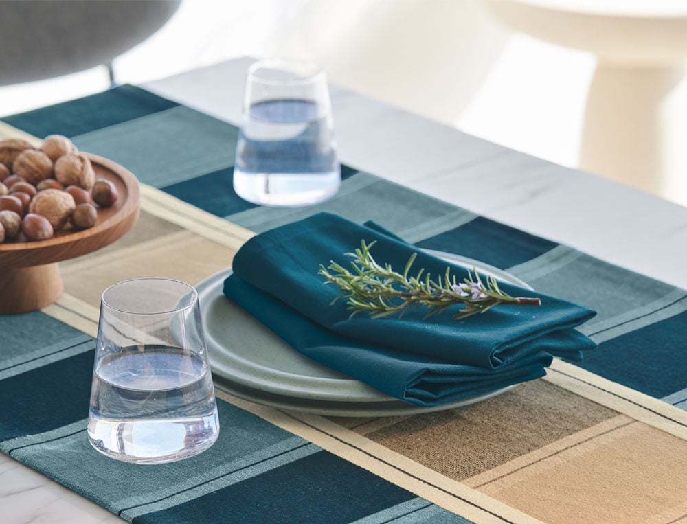 /fr/la-table/serviette-de-table/serviettes-de-table-rythme-graphique/