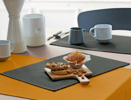 Set de table enduit gris poivre et sel Semaine