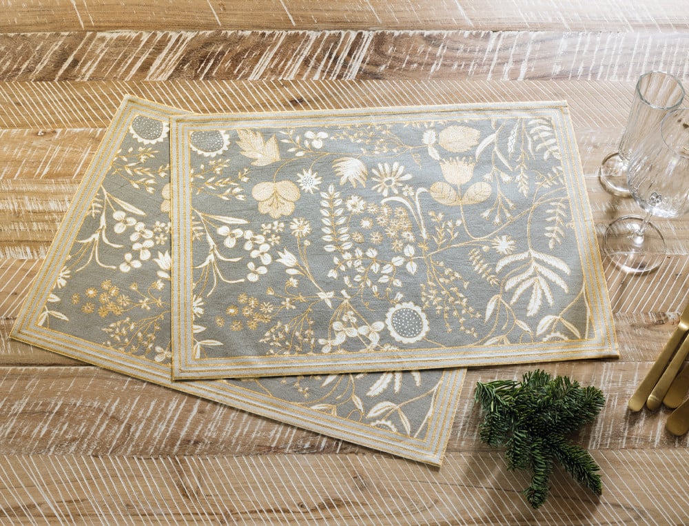 /fr/la-table/set-de-table-chemin-de-table/set-de-table-imprime-d-or-et-de-fleurs/