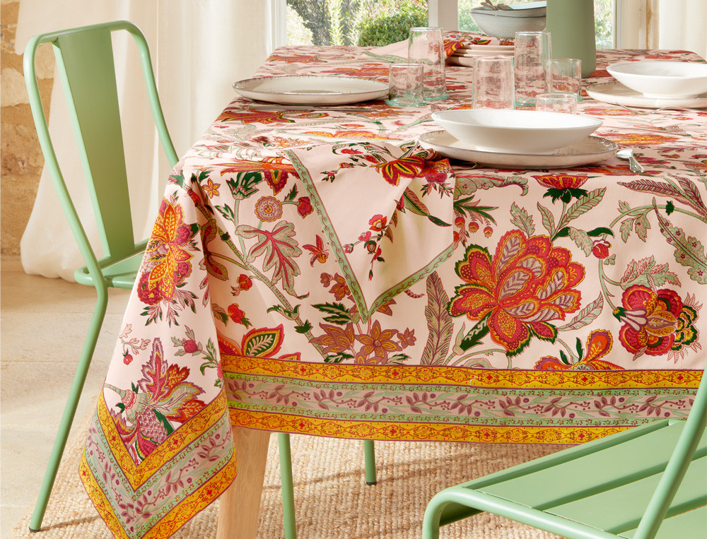 /fr/la-table/set-de-table-chemin-de-table/sets-de-table-antigua/