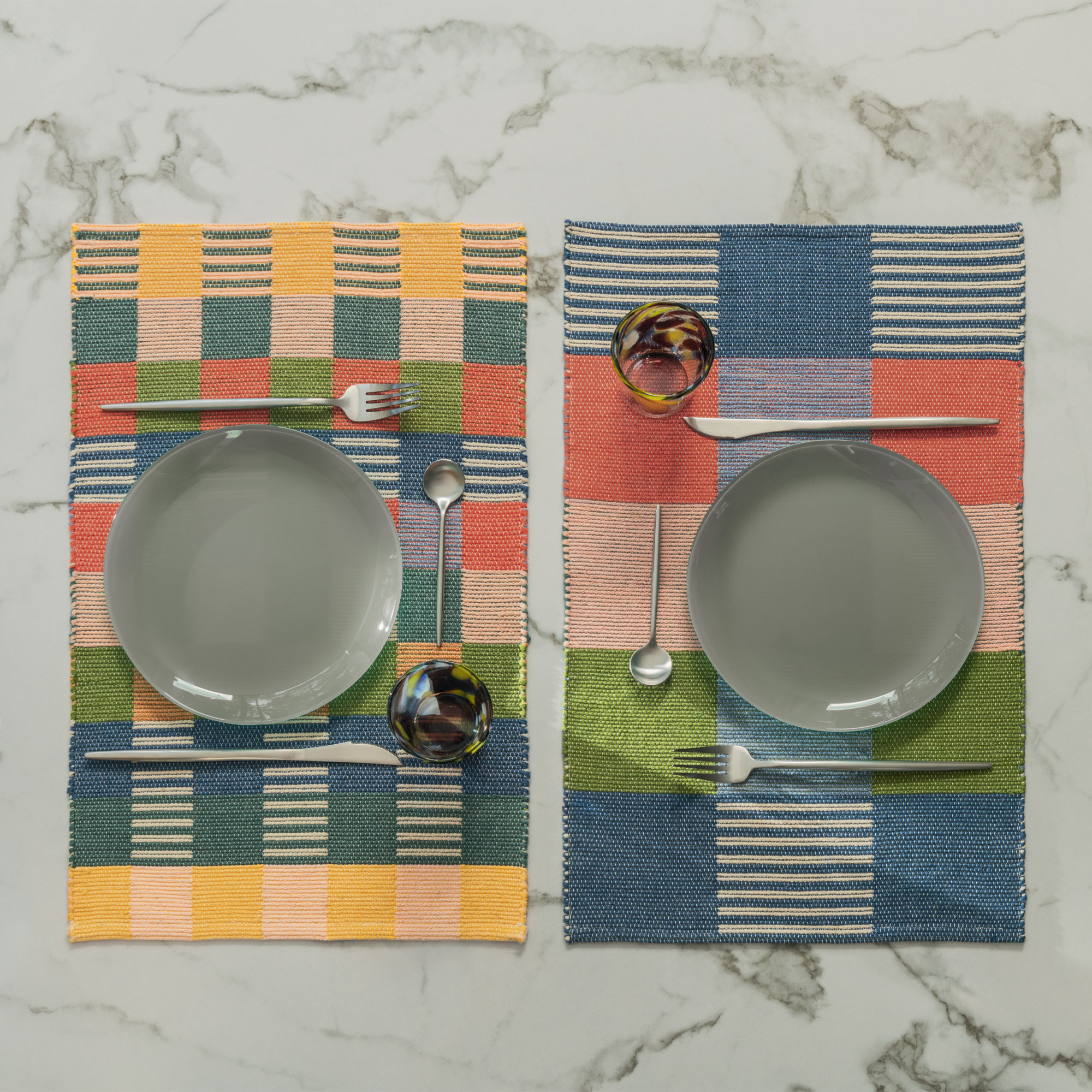 /fr/la-table/set-de-table-chemin-de-table/sets-de-table-au-gre-des-canaux/