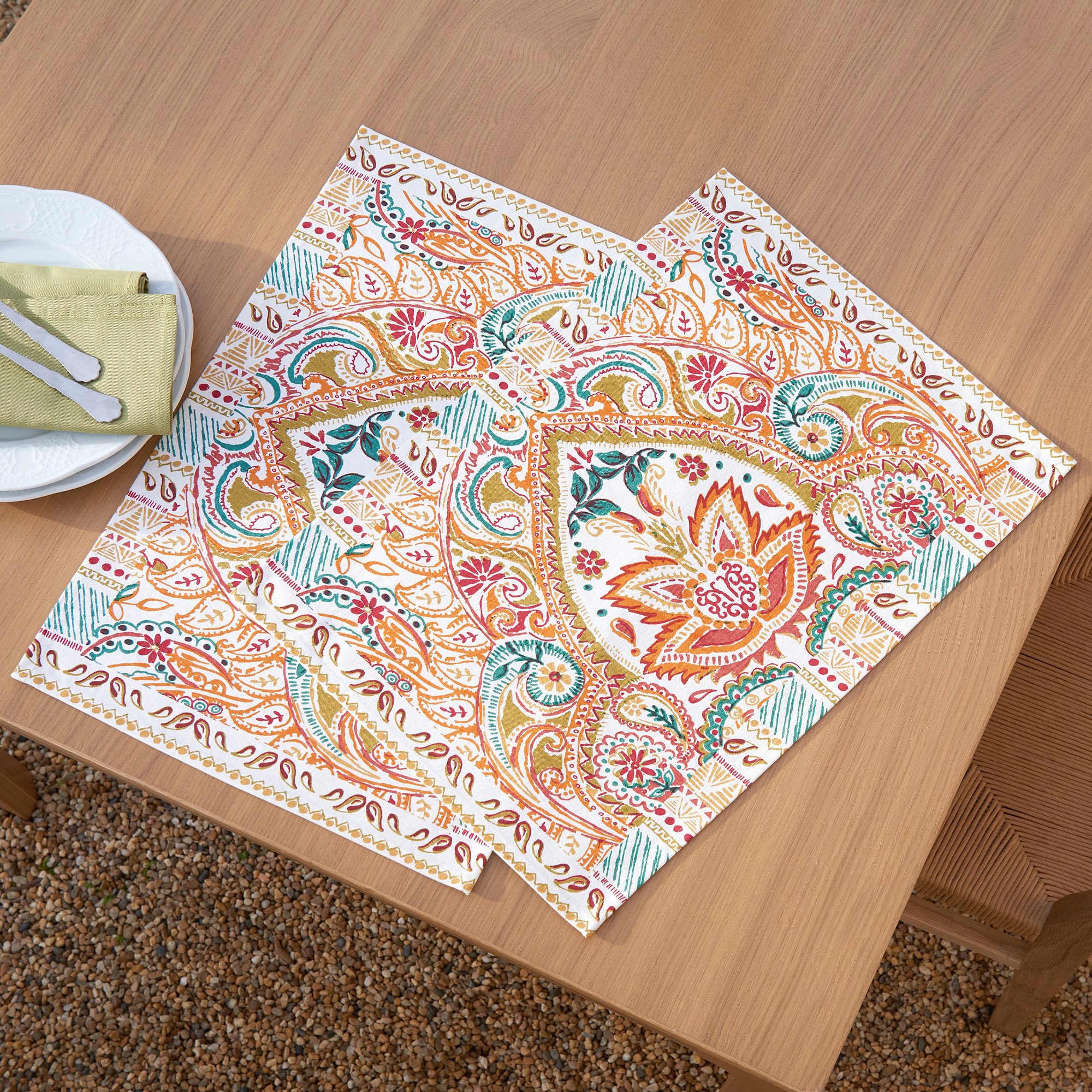 /fr/la-table/set-de-table-chemin-de-table/sets-de-table-evasion/
