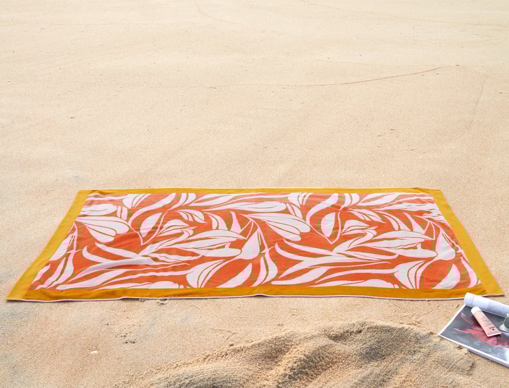 Strandtuch Blättermotiv Sanddüne