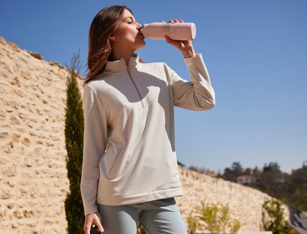/fr/les-vetements-d-interieur/femme/vetements-d-interieur-femme/sweat-femme-respiration/