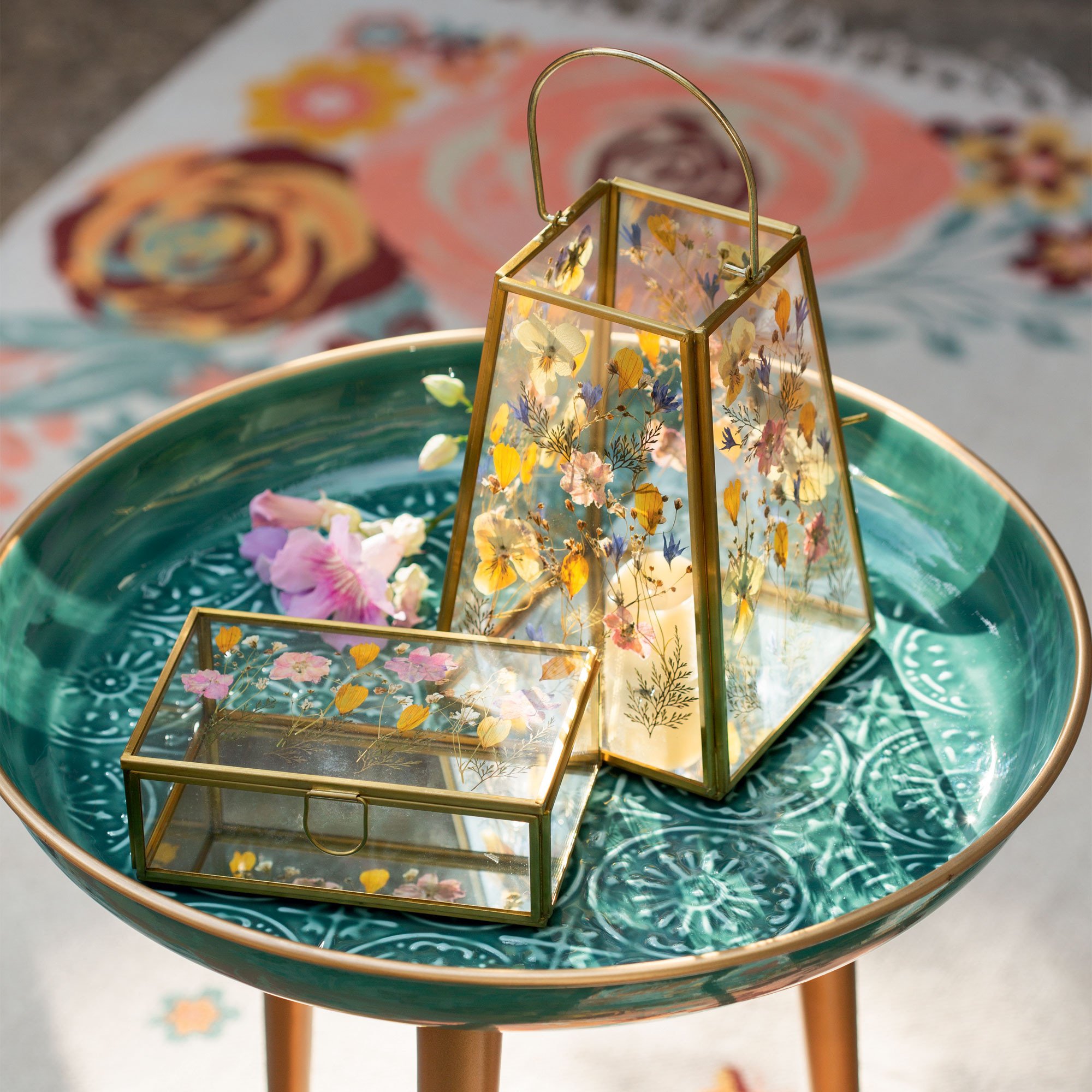 /fr/la-deco/accessoires/table-basse-myriade-fleurie/