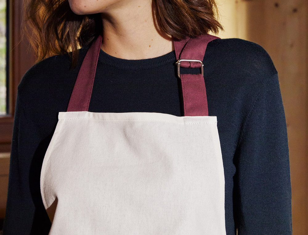 /fr/la-table/linge-de-cuisine/tabliers-et-accessoires/tablier-dans-la-poudreuse/