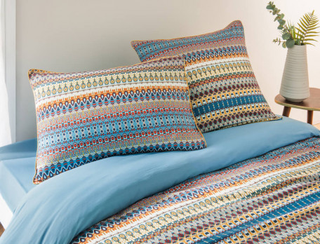 Taie d\'oreiller coton lavé imprimée géométrique et dos uni bleu En provence