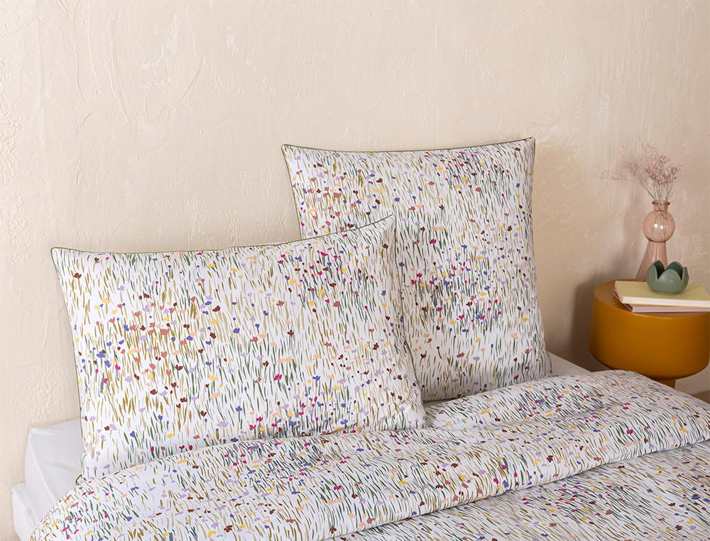 /fr/la-chambre/linge-de-lit/taie-d-oreiller/taie-d-oreiller-herbes-folles/
