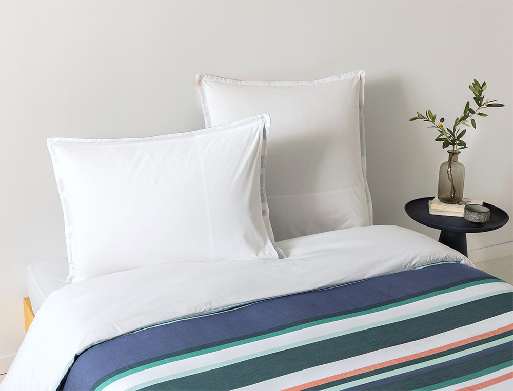 /fr/la-chambre/linge-de-lit/taie-d-oreiller/taie-d-oreiller-horizon-marin/