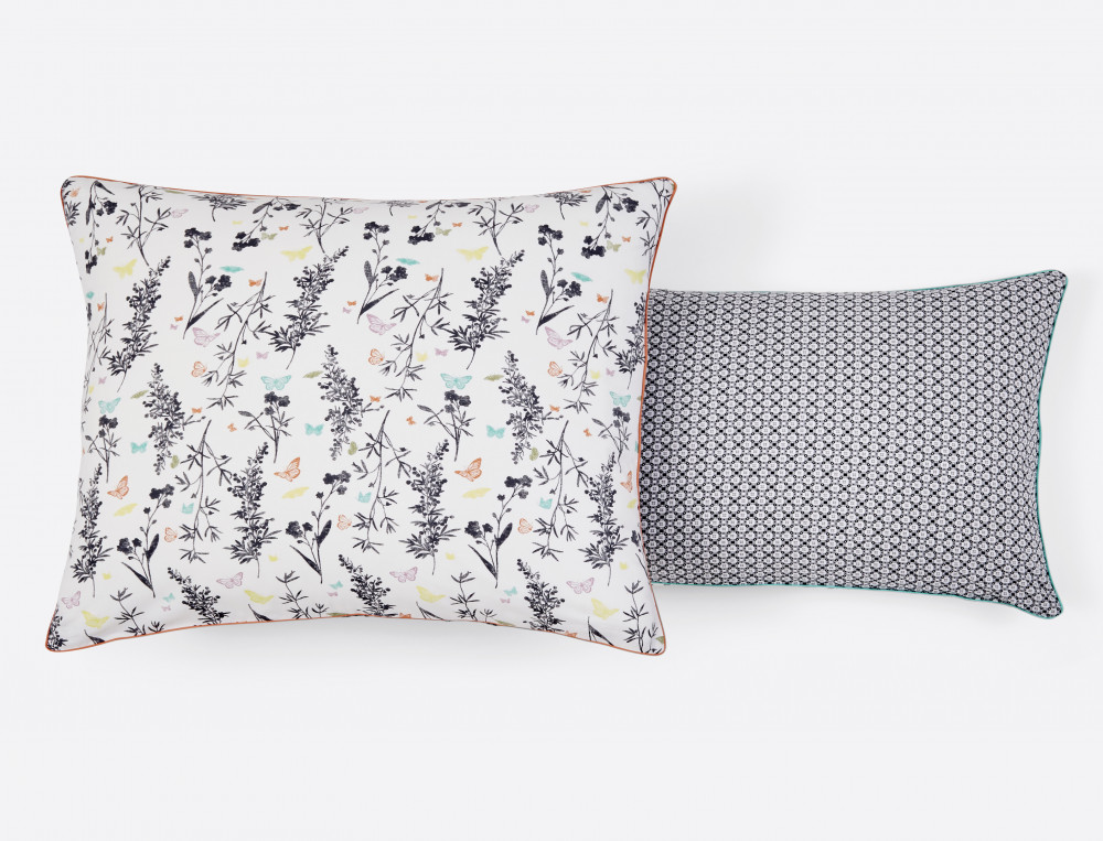 /fr/la-chambre/linge-de-lit/taie-d-oreiller/taie-d-oreiller-jardin-des-poetes-all/