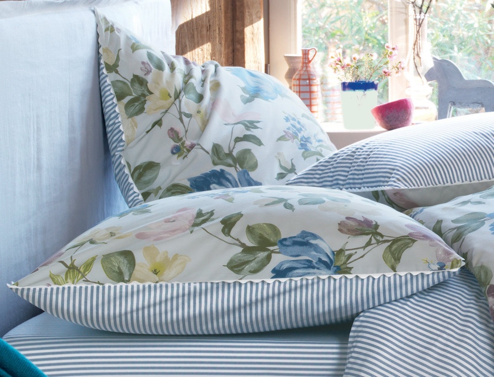 /fr/la-chambre/linge-de-lit/taie-d-oreiller/taie-d-oreiller-le-jardin-de-marie/