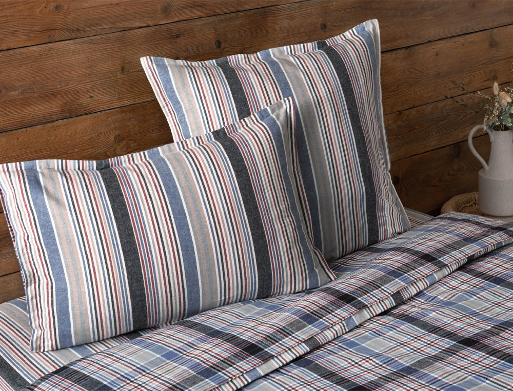 /fr/la-chambre/linge-de-lit/taie-d-oreiller/taie-d-oreiller-reveil-alpin/